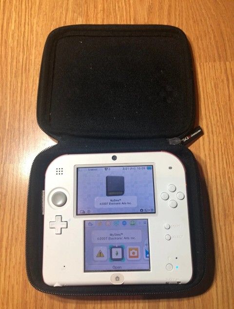 Nintendo 2DS Handheld System - Scarlet Red & White - Tested!