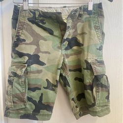 Boy’s Gap Kids Army Utility Cargo Shorts Camo  Size 12 EUC