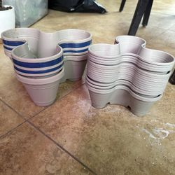Stackable Plastic 3-Section Planters