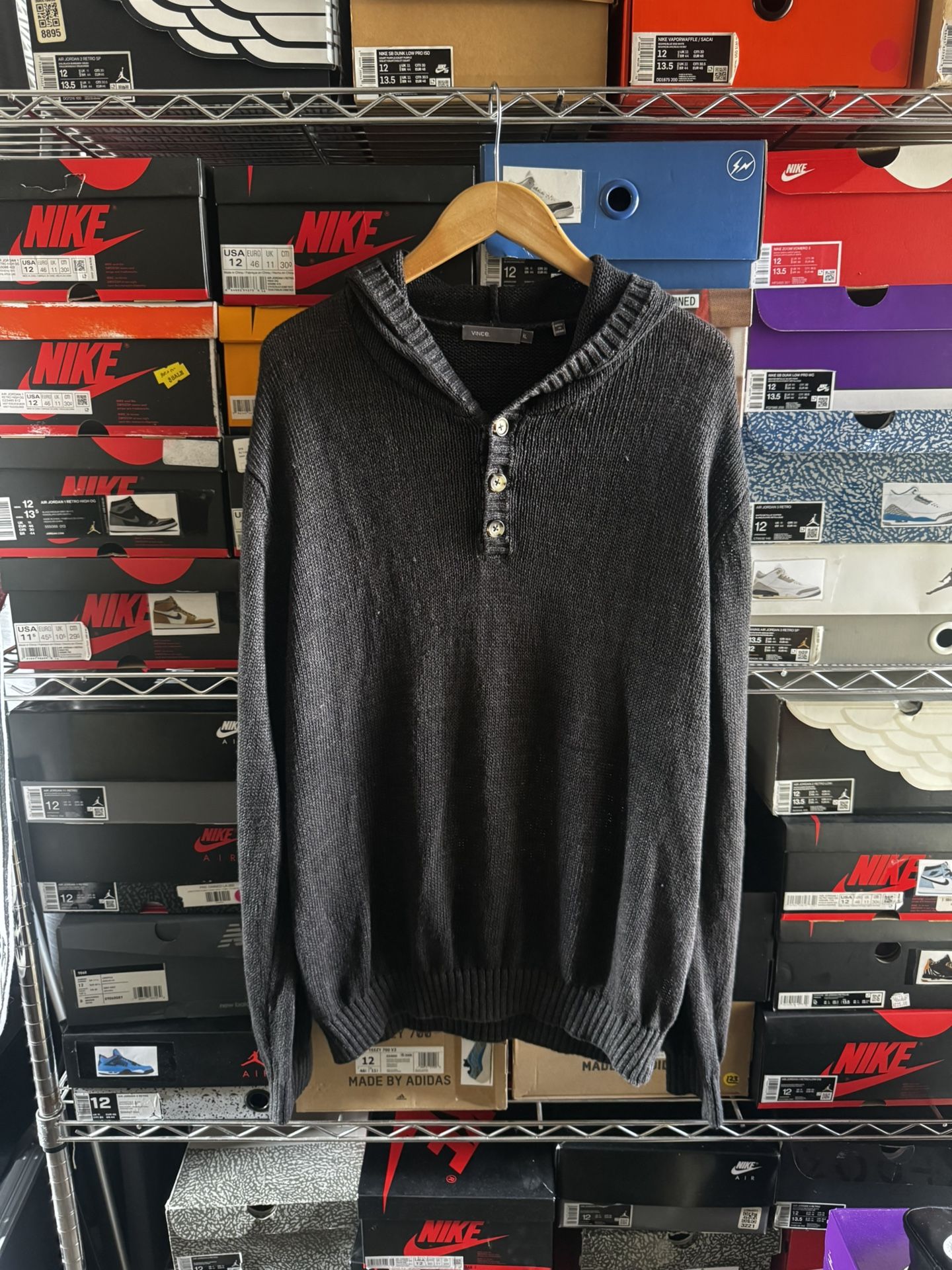 Men’s Vince Pull Over Size XL