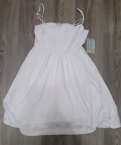 White Women's Dress Size Medium