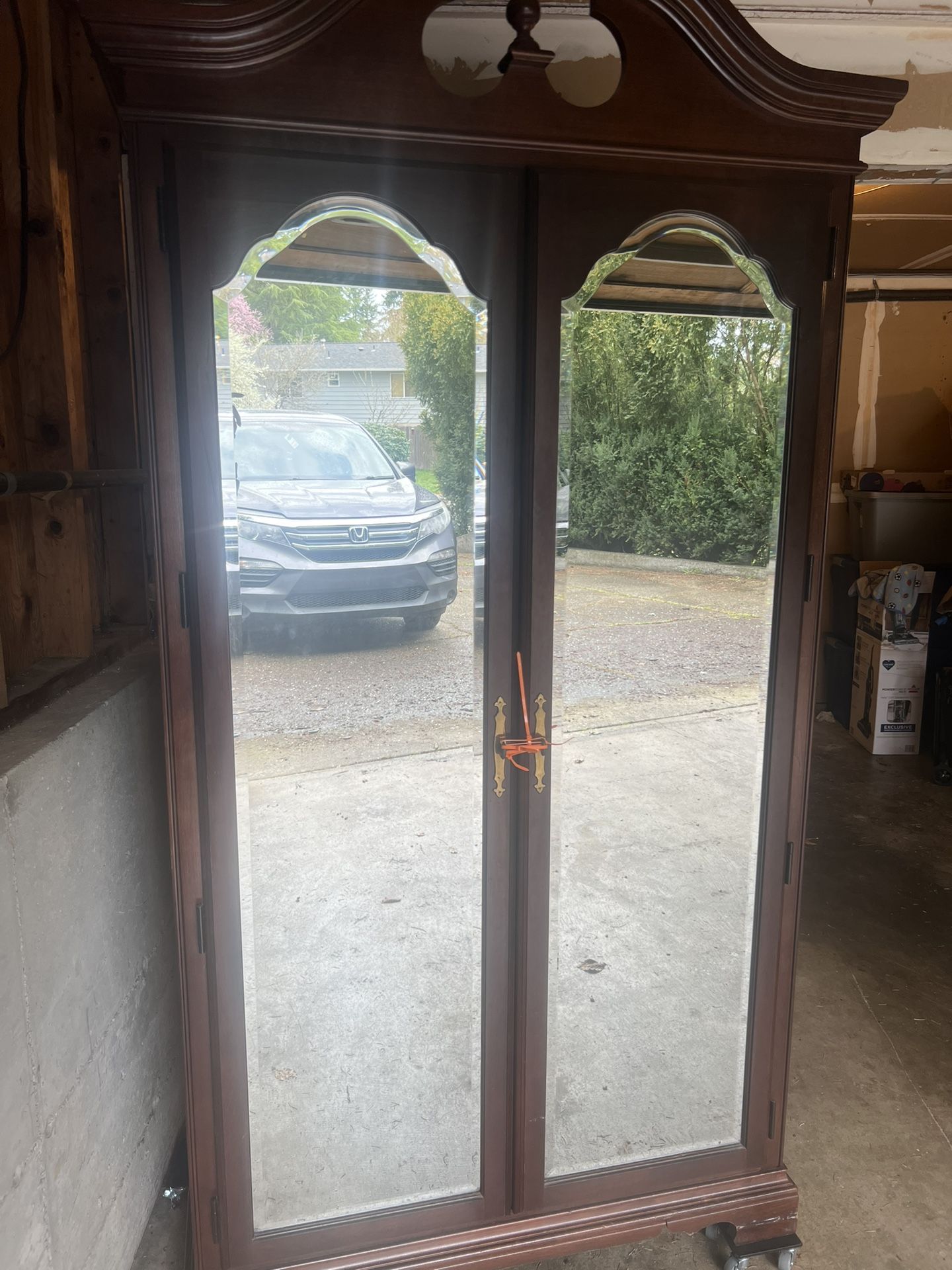 Armoire