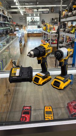 (BRAND NEW) Dewalt drill set