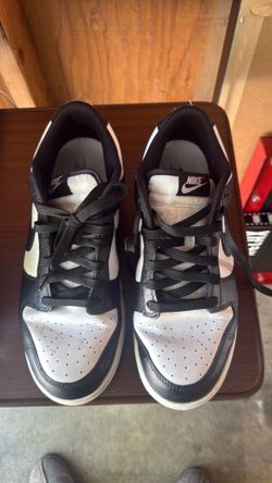 Nike shoes size 11