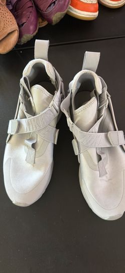 Nike Air Huarache City Sneakers