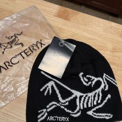 Arcteryx Beanie Black And White 