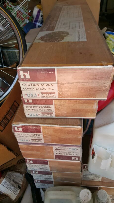 GOLDEN ASPEN Laminate Flooring (Costco)