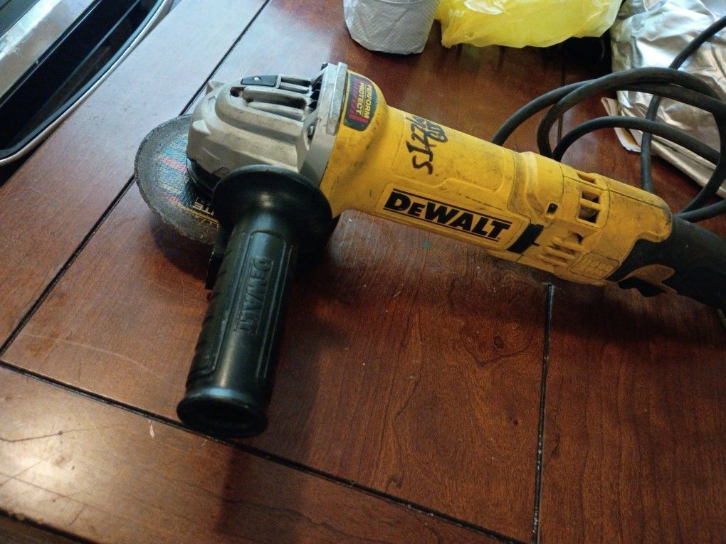 DeWalt Angle Grinder Best Offer