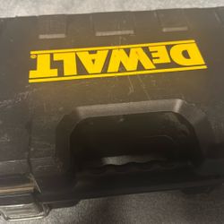 Dewalt 