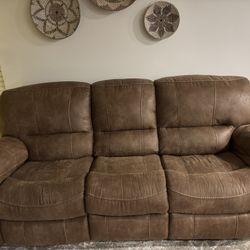 Recliner Couch 