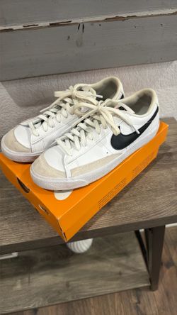 Nike Blazer Low '77 Vintage Shoes (7Y)