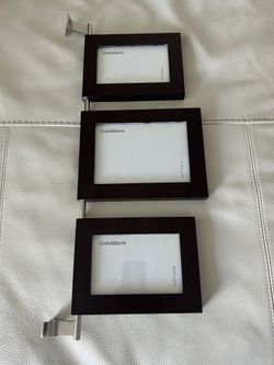 Luxury  Crate & Barrel Set of 6   Pictures Frames.  Brown Wood. 4 Frames Size 4X6 and 2 Frames 5X7. Position :Left  to Right, Right to Left.