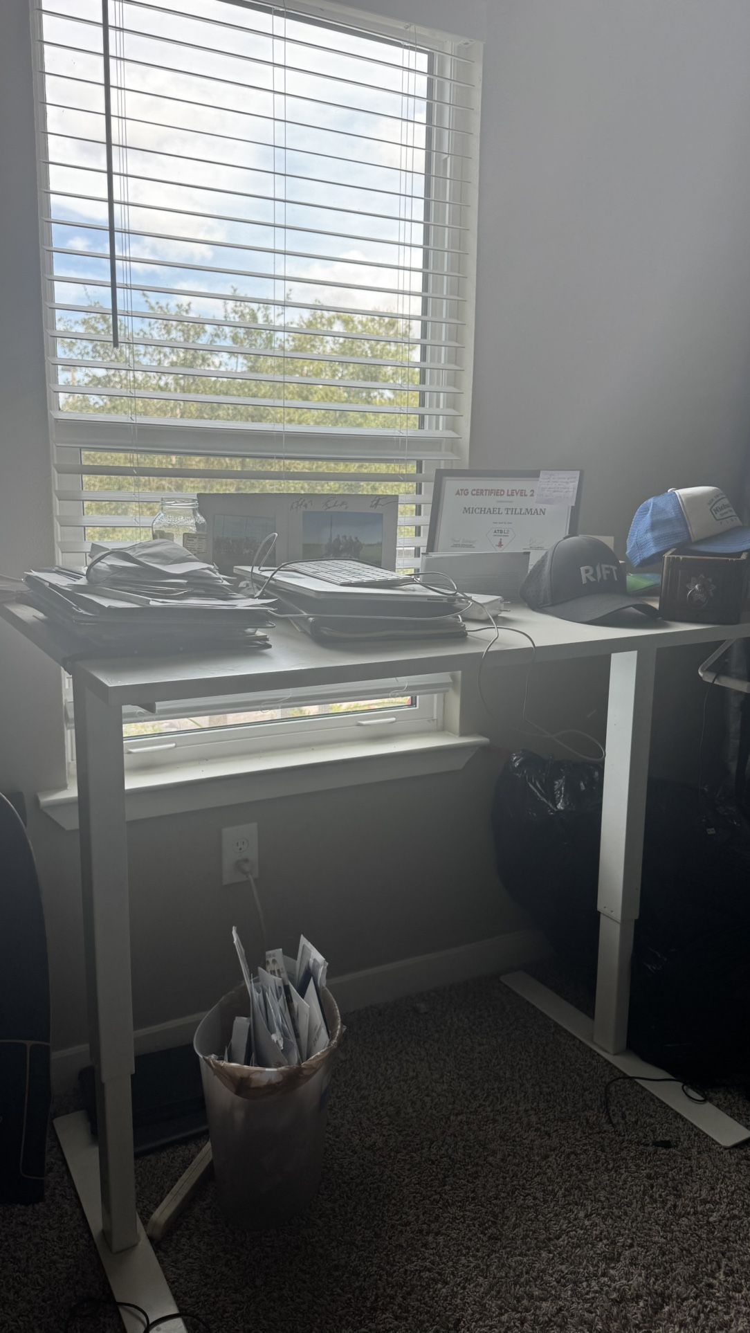 Adjustable Work Desk