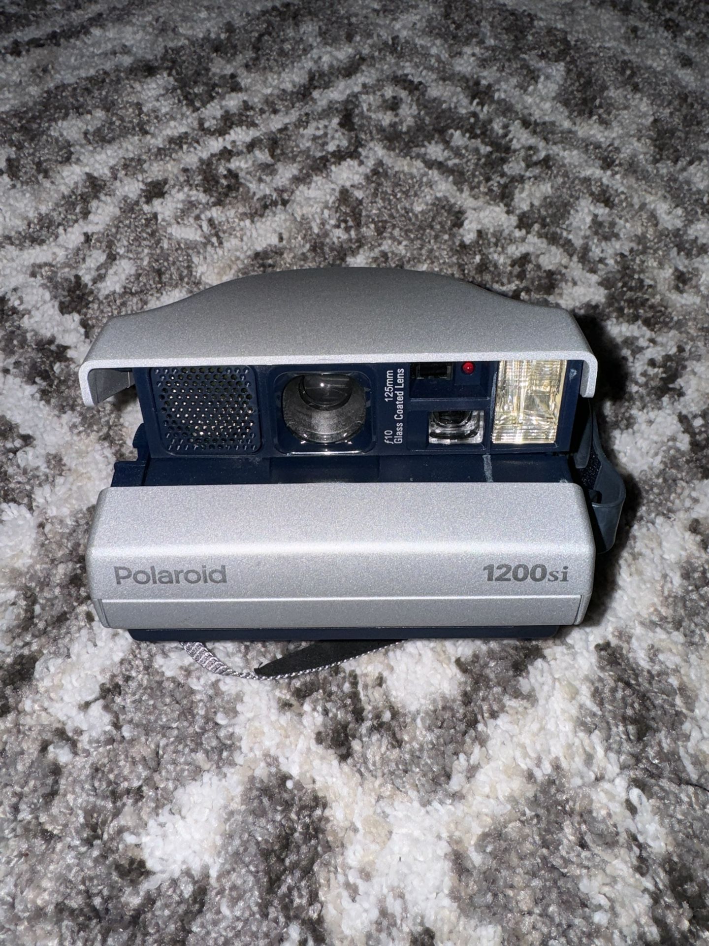 Polaroid 1200SI