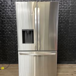 LG Refrigerator w/Warranty! R1684A
