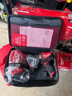 Milwaukee M12 FUEL Impact Driver Kit