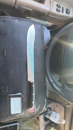 Butchers knife cemiter