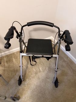 Drive Rollator Walker with Seat, Brakes & Storage