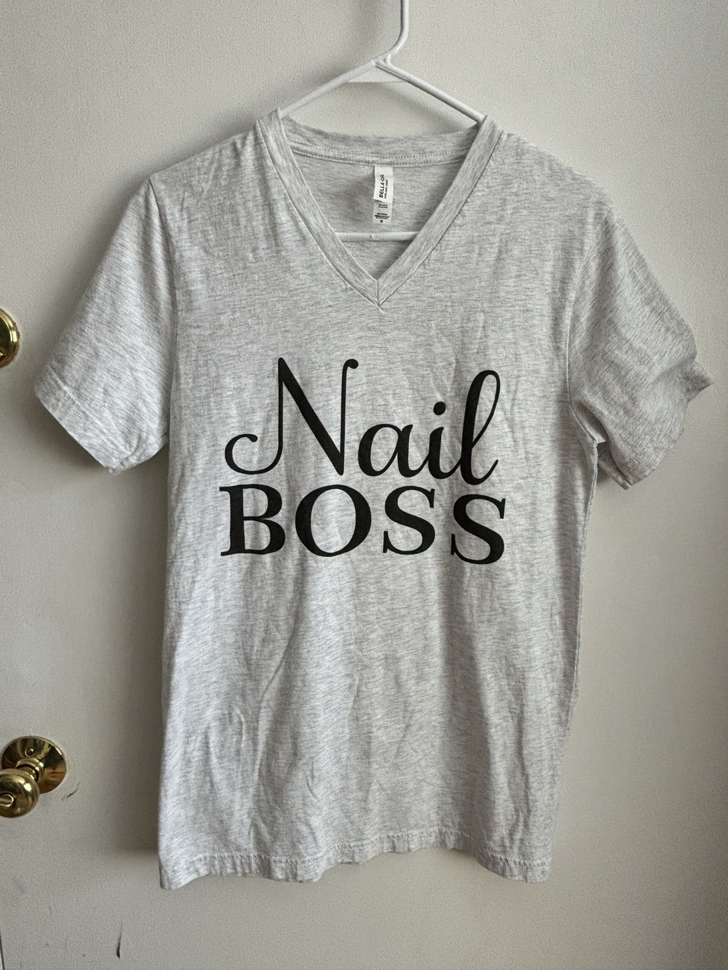 Women’s Medium Gray Nail Tech Boss T-shirt 