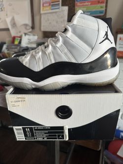 2011 Air Jordan 11 Concord Size 11