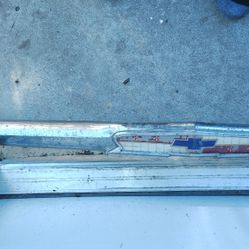 1957 BELAIR FRONT GRILL CENTER PIECE 