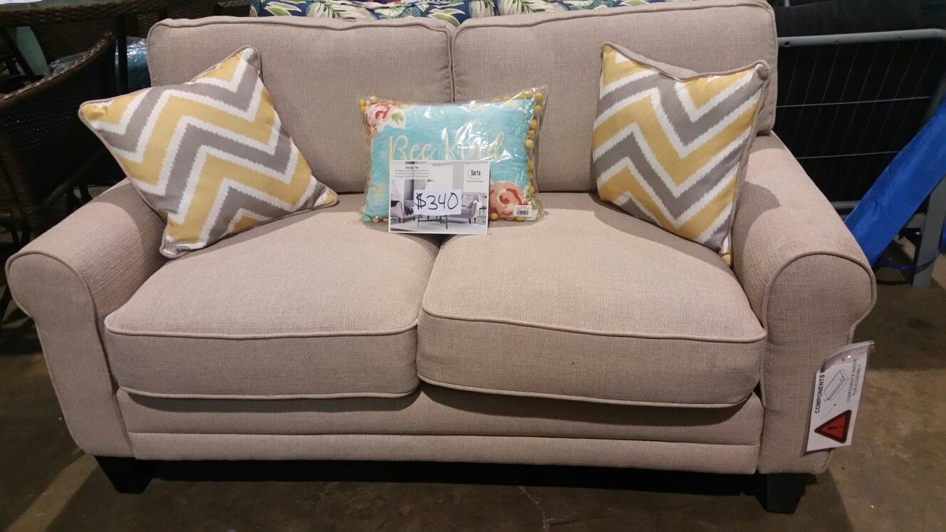 Nee small couch