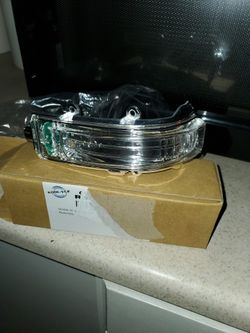 2008 Scion Tc Right Turn Sinal Lens