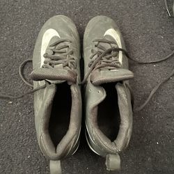 Nike Football Cleats Size 9.5