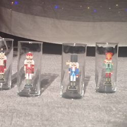 Vintage Nutcracker Rock Glassware 