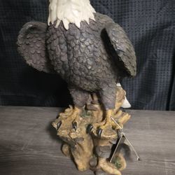 Eagle Statue 
