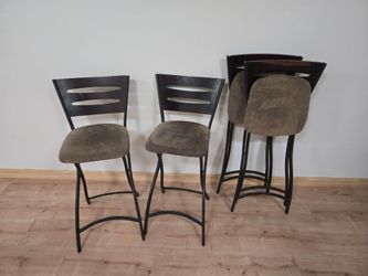 Folding bar height chairs
