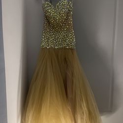 Sherri Hill Dress/ Gown Size 2