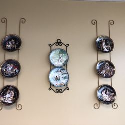 Decorative Asian themed plates with hanging brackets