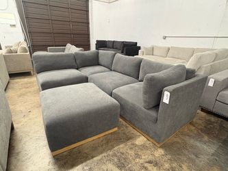 Section Sofa Couch - Financing/Delivery Available