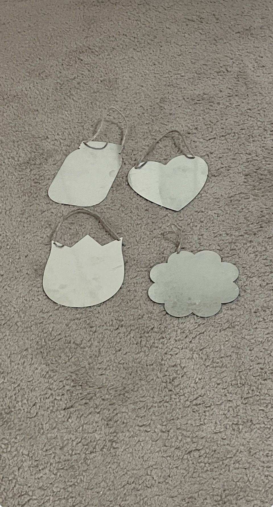 $10 For A set Of 4 Hanging Metal Decoration For Indoors Or Outdoors Pickup Gaithersburg Md20877
