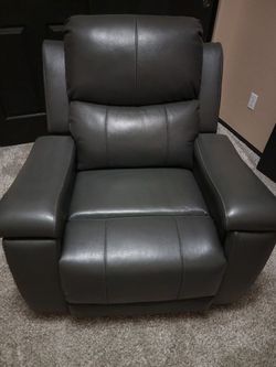 Like new leather recliner