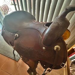 Custom Made 16” Western Leather Horseback Saddle Only Used 4 Times
