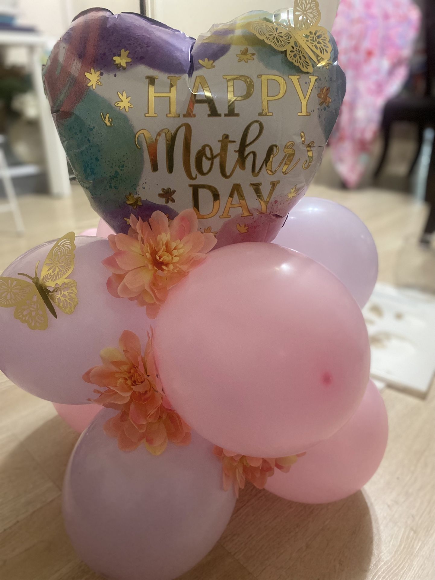 Balloons Bouquet For Mother Day