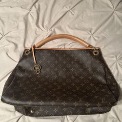 Louis Vuitton Monogram Canvas Artsy MM Shoulder Bag