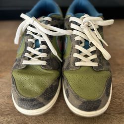 Nike Dunk Low SiEMPRE Familia (DO2160-335) Men’s Size 10