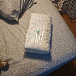39 Sealed Pampers Diapers Size 3