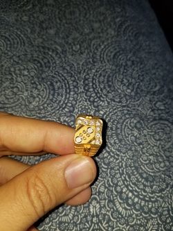 24k gold diamon ring