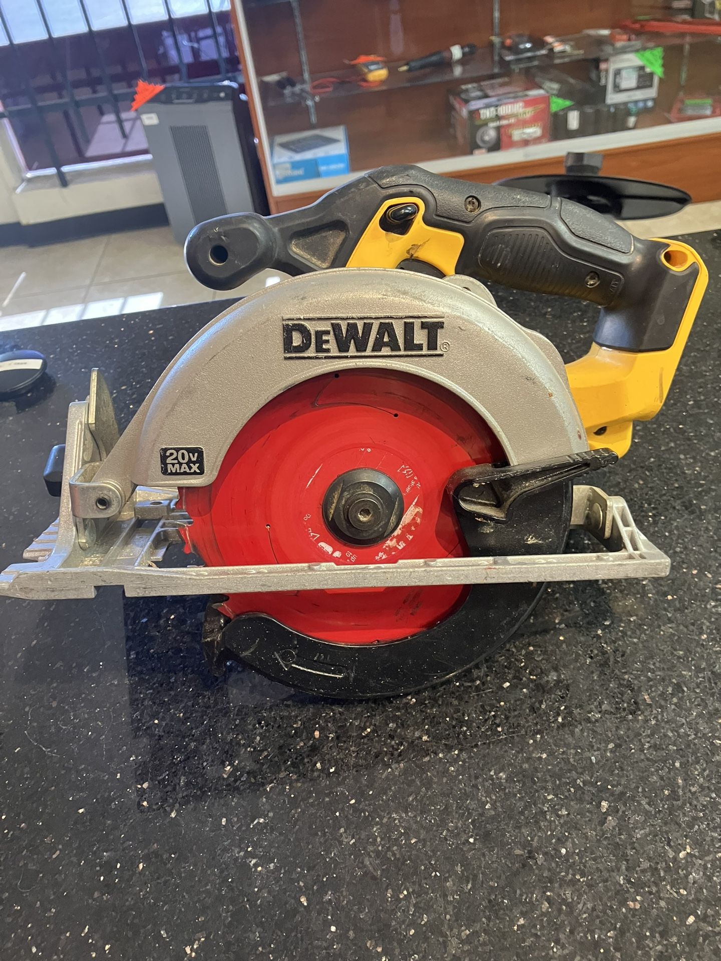 Dewalt Circular Saw #107847-6 MGC