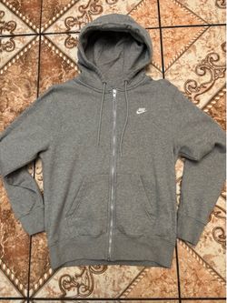 Nike men’s hoodie