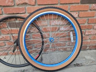 26 Inch Mismatched Wheelset