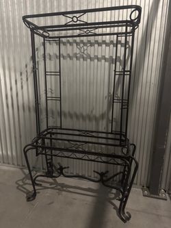 Italian Style metal Shelf/ Wine Rack