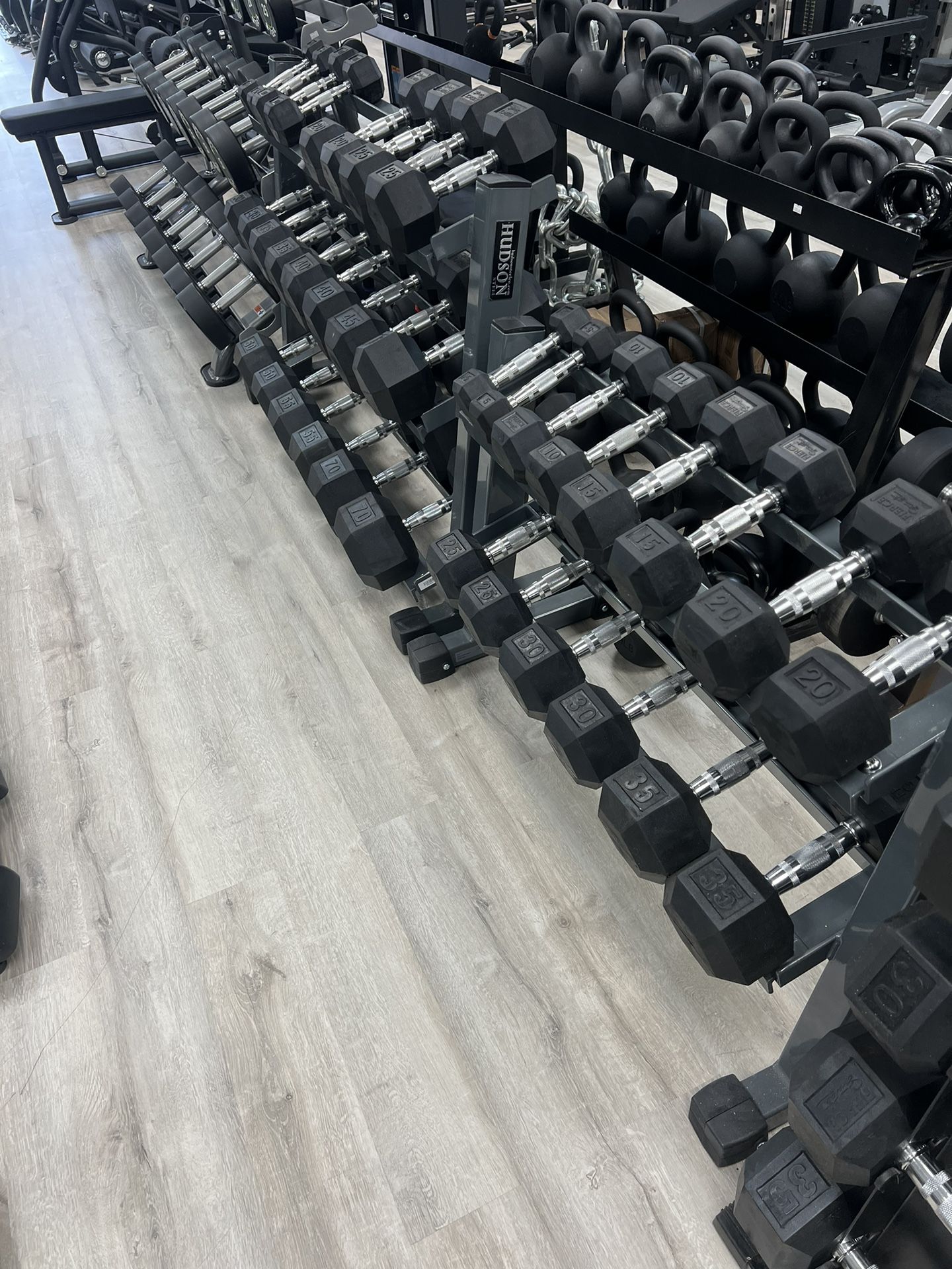 SALE 🚨 SALE 🚨 RUBBER DUMBBELLS