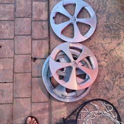Toyota Hub Caps $30