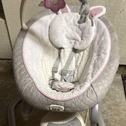 Grace Soothe My Way Baby Swing