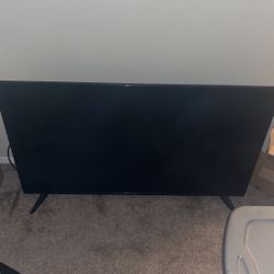 Flat Screen Onn Tv (25 1/2 x 44 1/2)